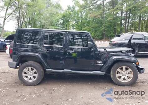 2013 Jeep Wrangler Unlimited Sahara z USA, uszkodzony, nr VIN 1C4BJWEG5DL661512